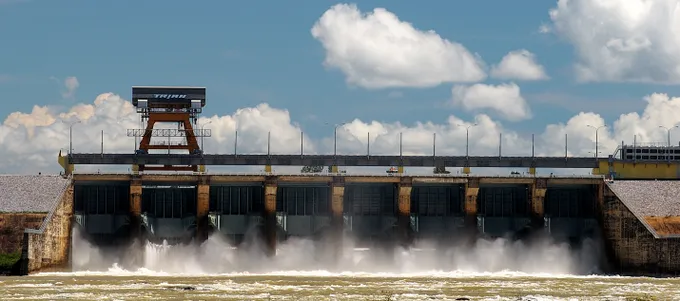 Thủy điện Trị An tăng lưu lượng xả qua đập tràn nhằm điều tiết hồ chứa, bảo đảm an toàn công trình