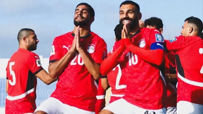 Mohamed Salah ghi cú đúp để giúp Ai Cập lần thứ 4 giành quyền tham dự World Cup.