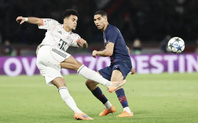 Luis Diaz ghi 2 bàn và nhận thẻ đỏ nhưng Bayern Munich vẫn thắng 2-1 trên sân nhà đương kim vô địch Paris Saint-Germain.