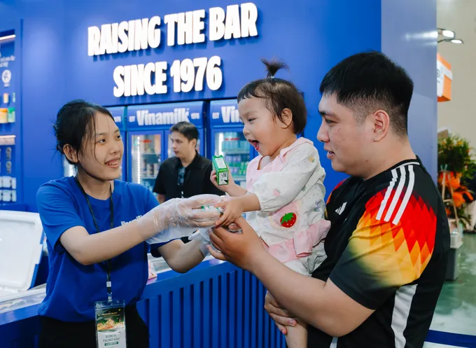 Hội chợ Mùa Thu-02a.jpg