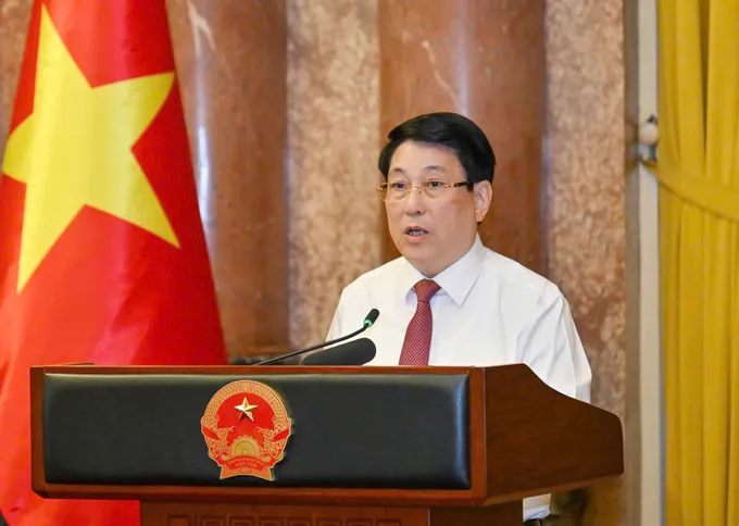 Chủ tịch nước Lương Cường phát biểu tại cuộc gặp mặt, tuyên dương người làm báo tiêu biểu toàn quốc, sáng 20-6. Ảnh: VIẾT CHUNG 1000005209.jpg