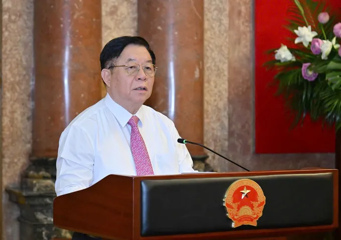 Đồng chí Nguyễn Trọng Nghĩa, Trưởng Ban Tuyên giáo và Dân vận Trung ương phát biểu tại cuộc gặp mặt, sáng 20-6. Ảnh: VIẾT CHUNG 1000005215.jpg
