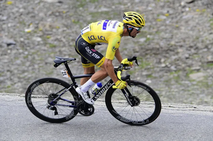 Tour de France: Thời tiết giúp Bernal lật đổ Alaphilippe, Ineos sắp thắng Áo vàng thứ 7 ảnh 3 Tour de France: Thời tiết giúp Bernal lật đổ Alaphilippe, Ineos sắp thắng Áo vàng thứ 7 ảnh 3