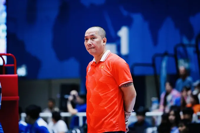 HLV Nguyễn Tuấn Kiệt kỳ vọng cầu thủ của mình chơi tốt tại chặng 2. Ảnh: SEAVLEAGUE IMG_6964.jpg