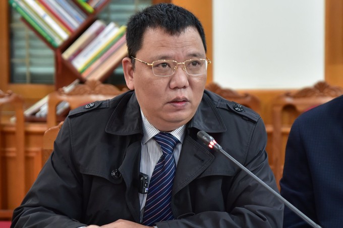 Mr. Ngo Xuan Nam, Deputy Director of the Vietnam SPS Office, warns of risks to Vietnam's agricultural, forestry, and fishery products on the morning of February 24. img-7335-7937-6935.jpeg.jpg