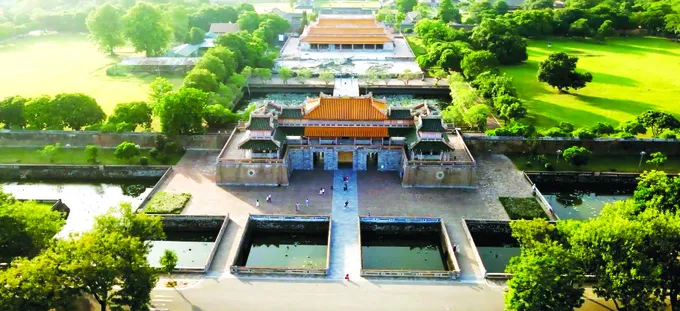 Văn hóa truyền thống cố đô Huế được tái hiện trong Linh miêu Văn hóa truyền thống cố đô Huế được tái hiện trong Linh miêu (3) copy.jpg