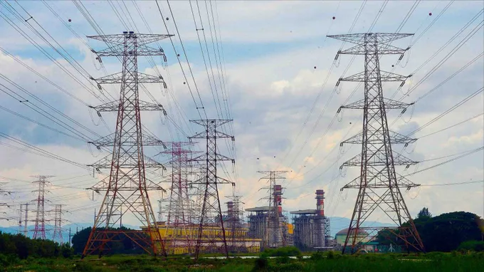 Hệ thống truyền tải điện tại Malaysia. Ảnh: THE SUN