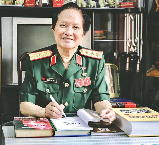 Thượng tướng, Viện sĩ, Anh hùng Lực lượng vũ trang nhân dân Nguyễn Huy Hiệu, nguyên Thứ trưởng Bộ Quốc phòng zalo_33000894364701.jpg