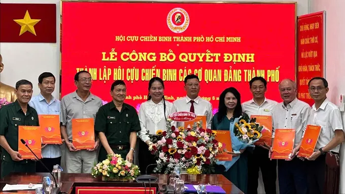 Lễ công bố Quyết định thành lập Hội Cựu chiến binh các cơ quan Đảng TPHCM. Ảnh: HUY KHÁNH $3c.jpg