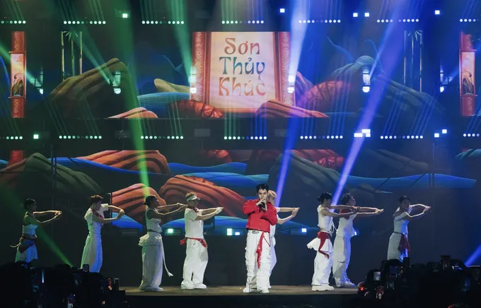 Ảnh chụp Màn hình 2025-10-30 lúc 00.59.44.png