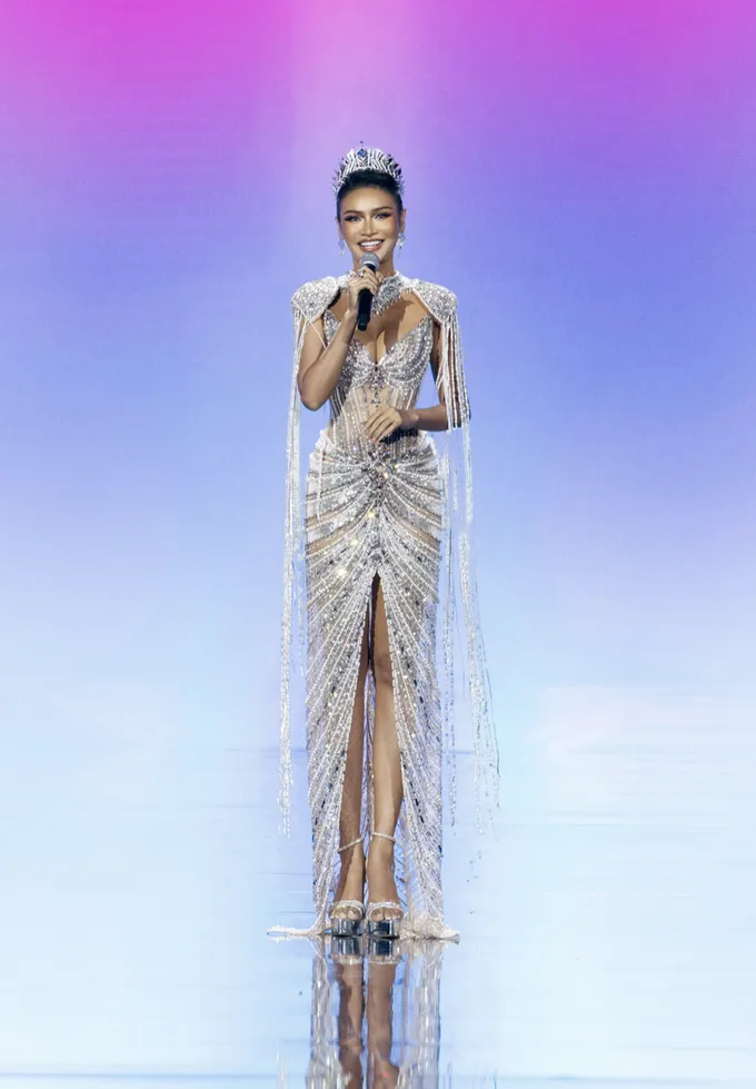 Ảnh chụp Màn hình 2025-12-18 lúc 00.28.37.png