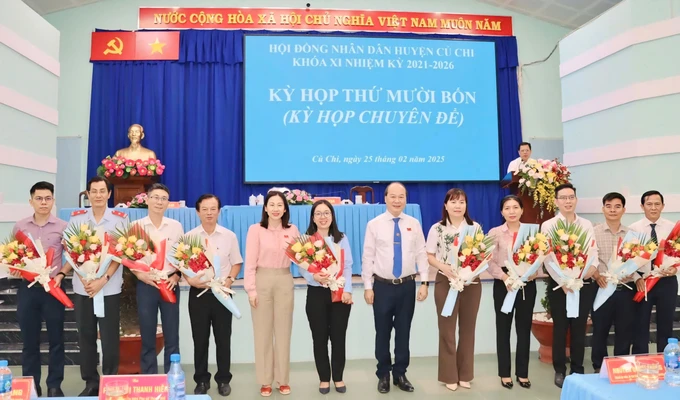 Lãnh đạo các cơ quan chuyên môn thuộc UBND huyện Củ Chi sau sắp xếp 4.jpg