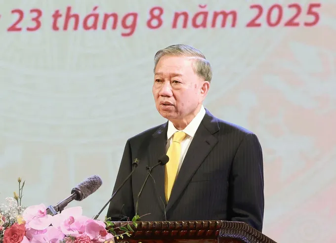 Tổng Bí thư Tô Lâm phát biểu tại lễ kỷ niệm 80 năm Ngày truyền thống Ngành Văn hóa 429dee7601e189bfd0f0.jpg