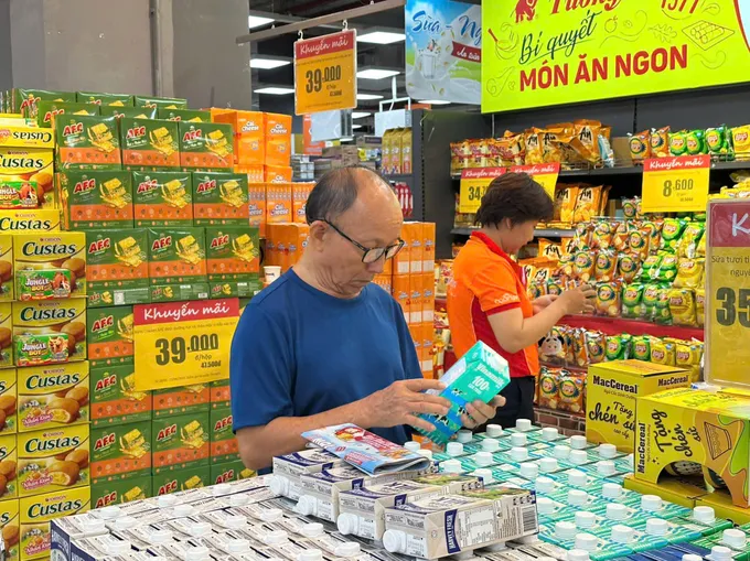 Hoạt động khuyến mãi giảm giá tại siêu thị góp phần kích cầu tiêu dùng