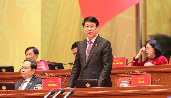 Đồng ch&iacute; Lương Cường, Ủy vi&ecirc;n Bộ Ch&iacute;nh trị, Chủ tịch nước điều h&agrave;nh phi&ecirc;n thảo luận. Ảnh TTXVN.jpg