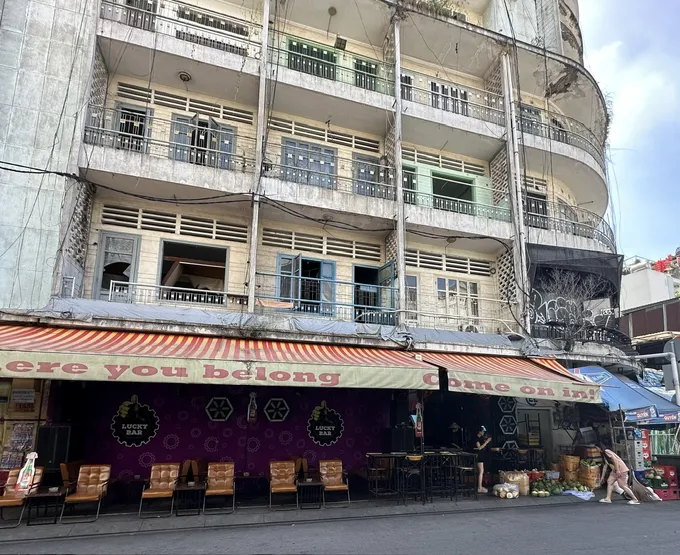 Hình 1- bai-chung cu cu_Bùi viện.jpg