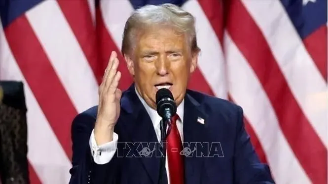 Tổng thống Mỹ Donald Trump đã nói với trang tin Axios rằng việc lựa chọn con trai cố Lãnh tụ Tối cao Iran Ali Khamenei - ông Mojtaba Khamenei - thay thế vị trí của cha mình là “không thể chấp nhận được” đối với ông. (Trong ảnh: Tổng thống Mỹ Donald Trump. Ảnh: REUTERS/TTXVN)