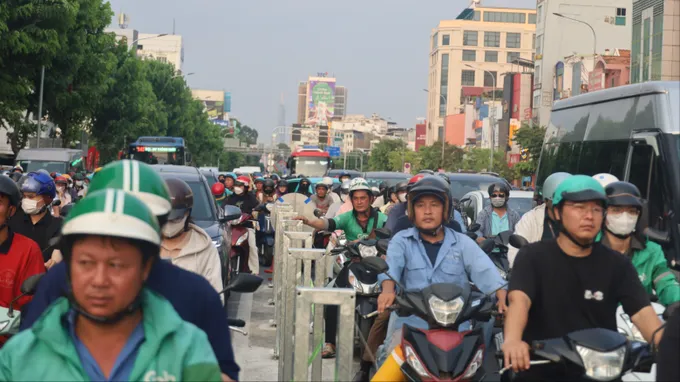 TPHCM sẽ triển khai lộ trình chuyển đổi phương tiện giao thông theo từng khu vực