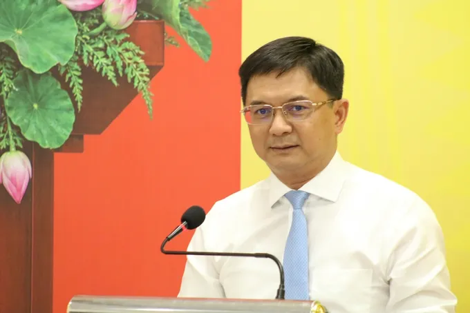 Phó Chủ tịch UBND TPHCM Nguyễn Mạnh Cường phát biểu tại lễ xuất quân. Ảnh: Đặng Trinh 1789123921893_276484494851076388_5073758300742880155_6240d5745df84e896fd6914298cd132d.jpg