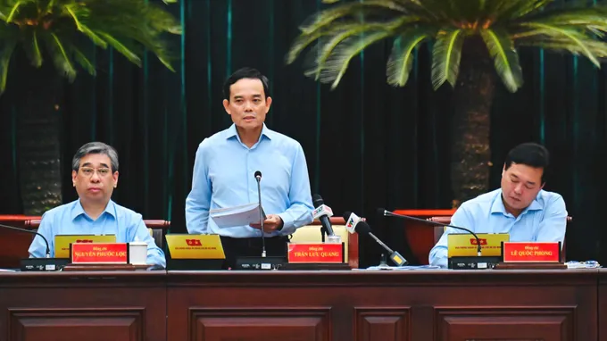 Bí thư Thành ủy TPHCM Trần Lưu Quang kết luận hội nghị. Ảnh: VIỆT DŨNG