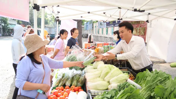 coop mart - vung tau - luu dong.jpg