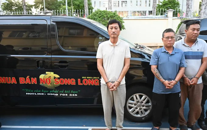 DOI NO SONG LONG 4.jpg