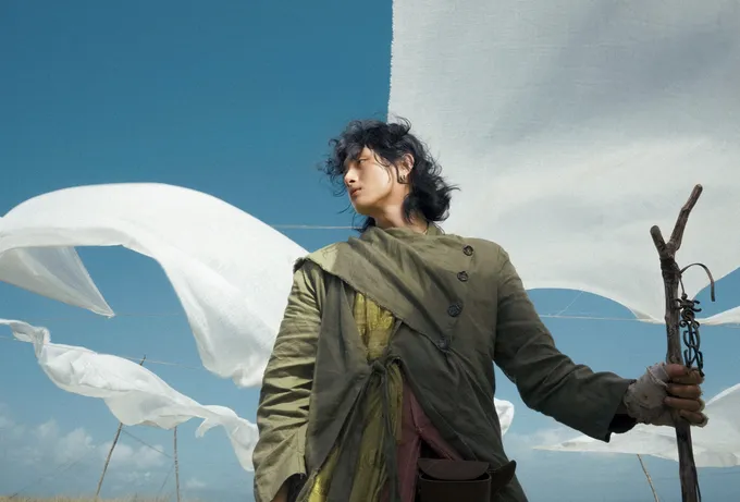 GREY D ra mắt album đầu tay