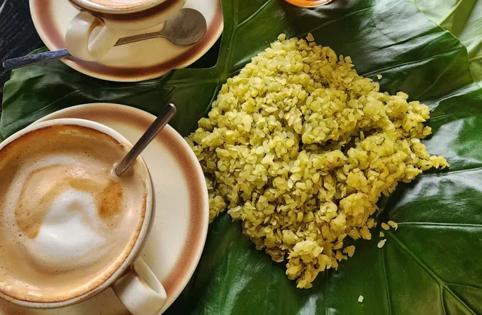 Không gian trải nghiệm cốm và các sản phẩm từ cốm là một điểm nhấn của lễ hội 2013821843039271235.jpg