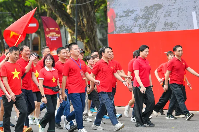 10 ty buoc chan-7726.jpg