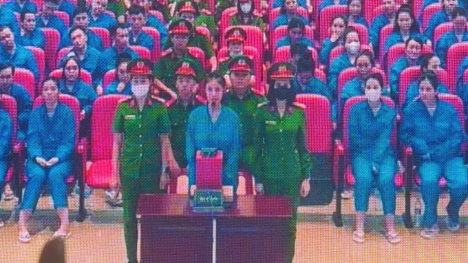 vu-vn10-truc-phuong.jpg