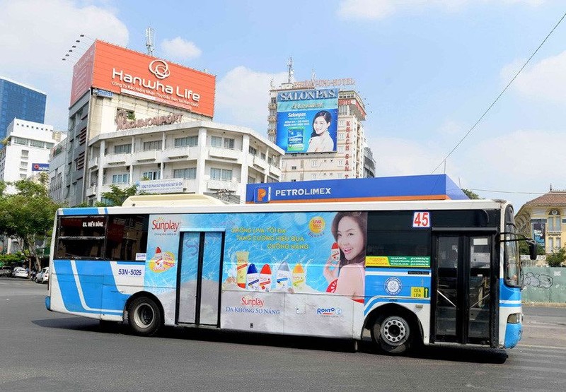 本市首次為巴士廣告舉辦投標活動以彌補對巴士價格補貼的財政預算。（示意圖源：互聯網）