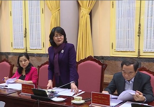 國家副主席鄧氏玉盛在會議上發表指導意見。（圖源：視頻截圖）