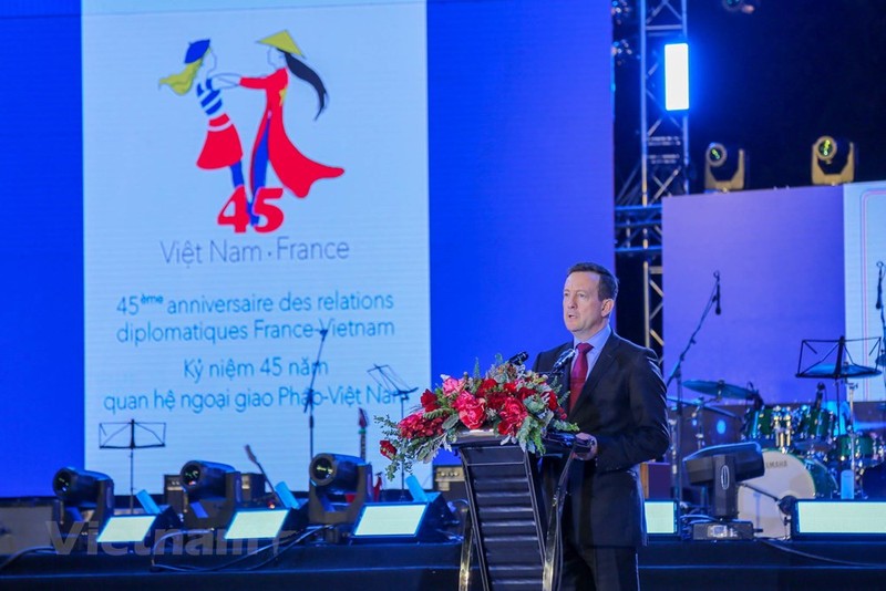 法國駐越南大使貝特蘭·洛爾拉里（Bertrand Lortholary）在2018年法國盛會開幕式上致詞。（圖源：越通社）