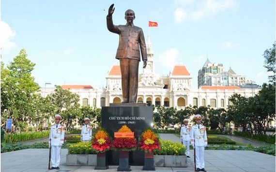 西貢-嘉定市正式以胡志明主席名字命名44週年紀念儀式。（圖源：越勇）