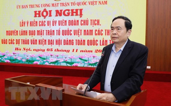 越南祖國陣線中央委員會主席陳清敏在會上發言。（圖源：越通社）