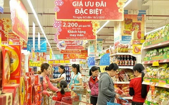本市多家超市展開促銷活動。