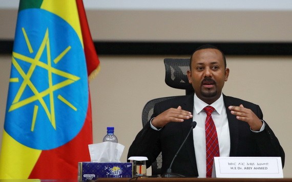 埃塞俄比亞總理阿比22日出訪本尚古勒-古馬茲州，隔日當地傳出大規模攻擊事件，造成逾百人死亡。（圖源：路透社）