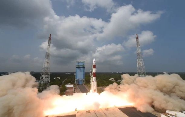 印度使用PSLV-C54型極地衛星運載火箭成功發射了9顆衛星。（圖：ISRO）