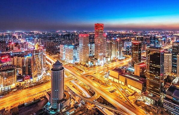 中國北京市夜景一隅。（圖：互聯網）