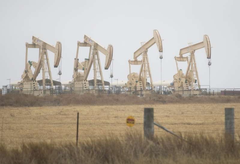 美國德克薩斯州三河市一處煉油廠。
