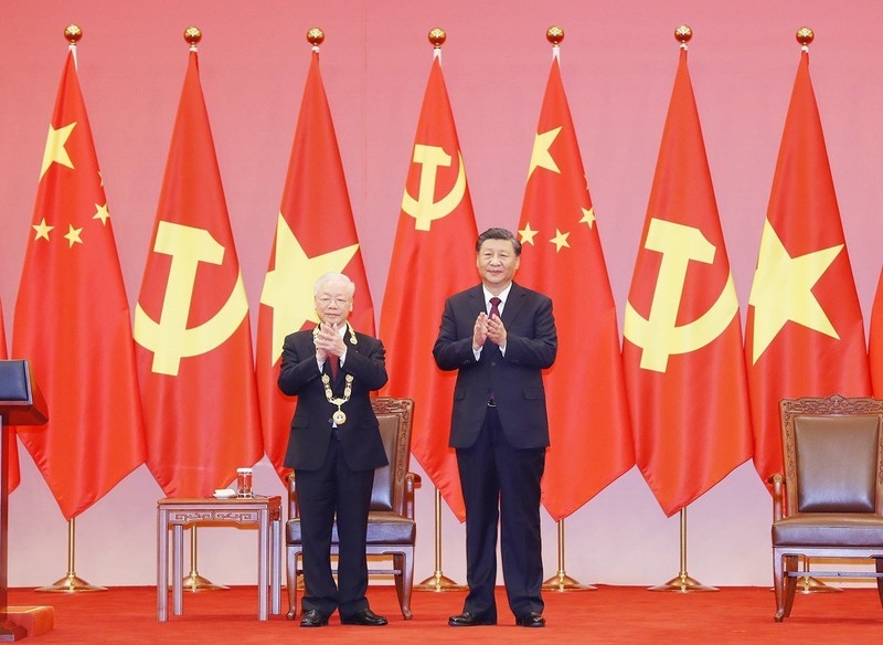 黨中央總書記阮富仲獲授予中華人民共和國“友誼勳章”。