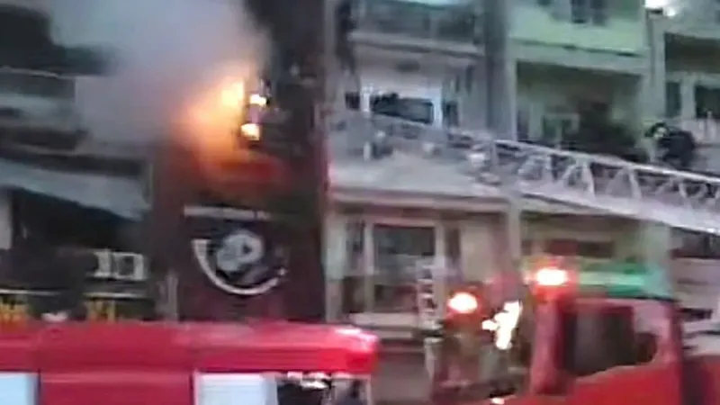 TPHCM: Điều tra nguyên nhân vụ cháy quán bún ốc lúc rạng sáng