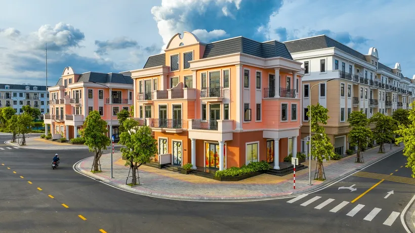 Quỹ căn tại Vincom Shophouse Royal Park đã hoàn thiện, có thể kinh doanh được ngay A2 (1).jpg