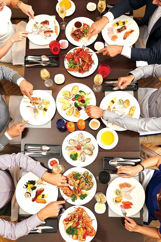 Ẩm thực Mỹ tại Caravelle Saigon Hotel ảnh 3