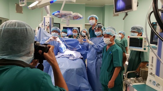 Conjoined twin girls successfully separated in HCMC ảnh 1