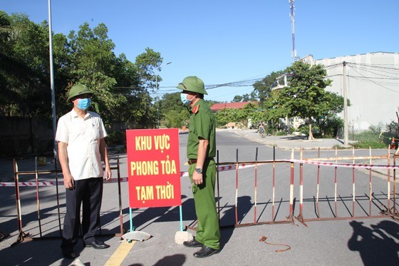 Two Vietnamese women aged 33 and 47 with serious existing conditions die of Covid-19 ảnh 1