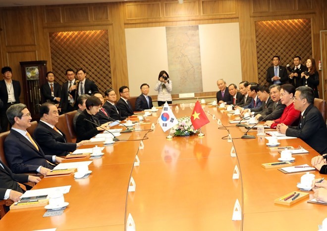 Vietnam’s National Assembly keen to develop relations with RoK: top legislator ảnh 1