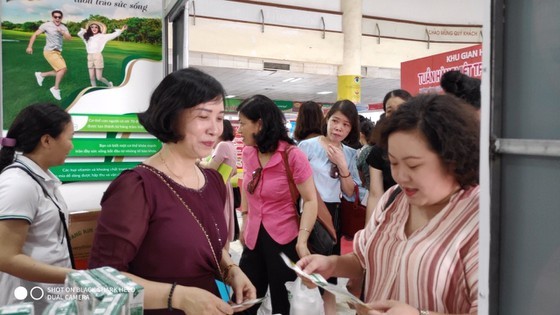 Safe Agriculture Week Fair 2020 opened ảnh 1