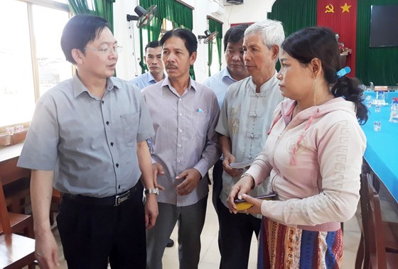 Three fishermen of Binh Dinh Province saved by foreign cargo ship ảnh 1