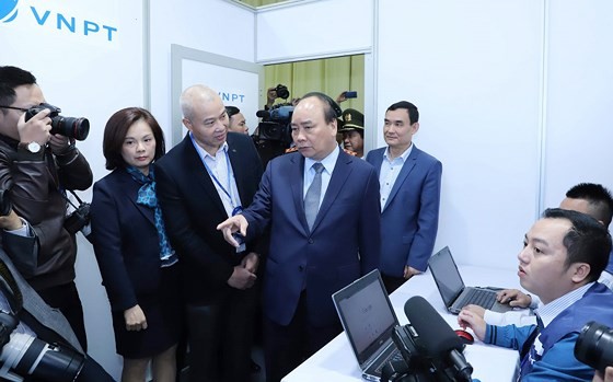 Prime Minister inspects media center serving DPRK-USA Hanoi Summit ảnh 7